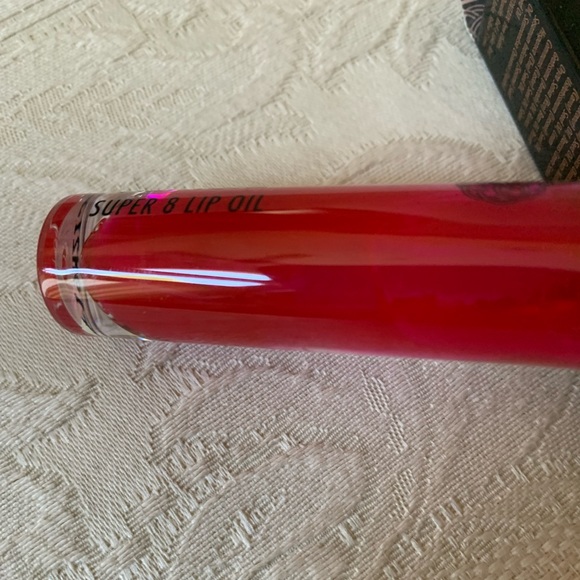 Yensa Super 8 Luxe Lip Oil Lipgloss in Pink Shine BNIB - Picture 14 of 16